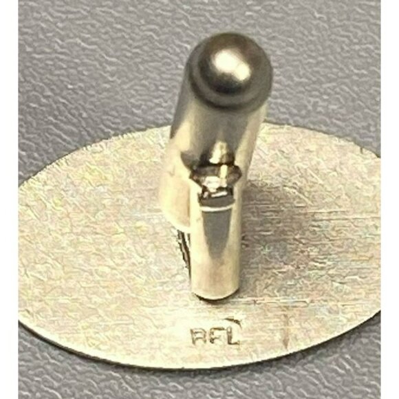Vintage signed RFL Oval Silver Tone Cufflink (1) With Embossed Globe with G Logo - Picture 5 of 5
